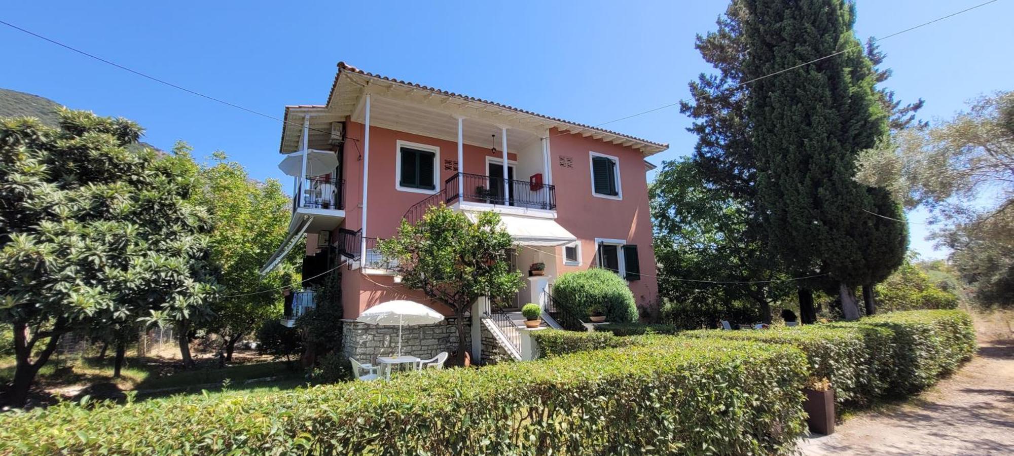 Villa Petros นีดรี ภายนอก รูปภาพ